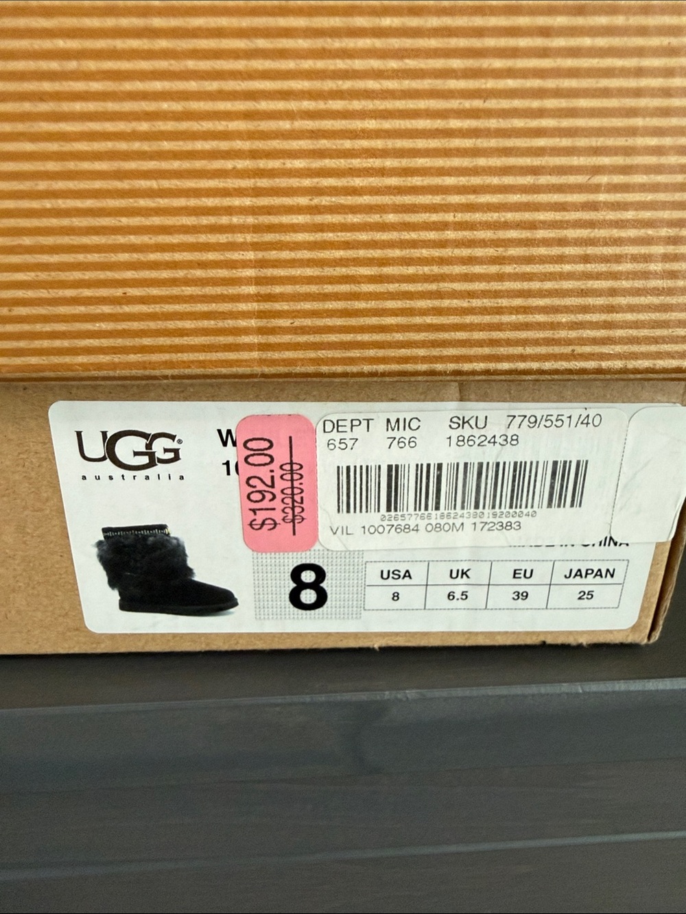 Women’s Ugg Fur Boots size 8 - Picture 6 of 7
